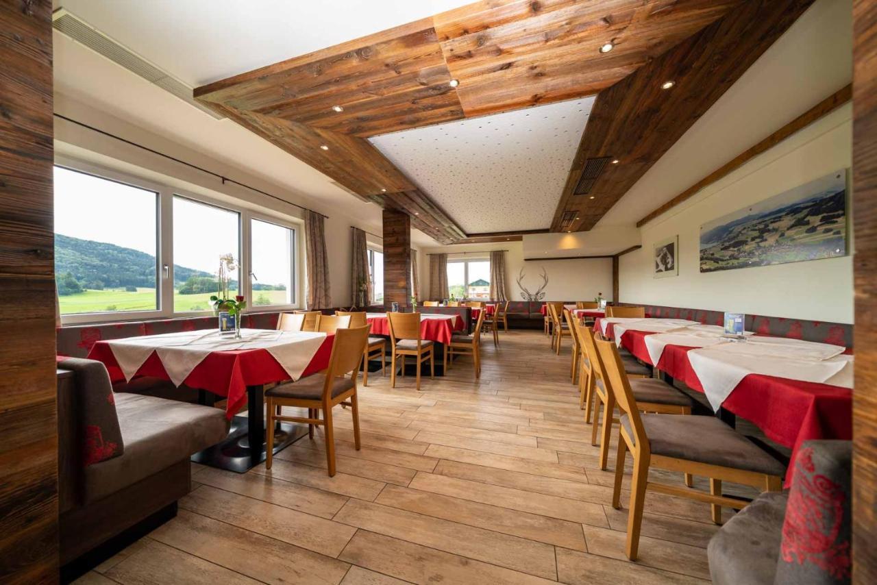 Gasthaus Hotel Beim Erich Oberhofen am Irrsee Ngoại thất bức ảnh